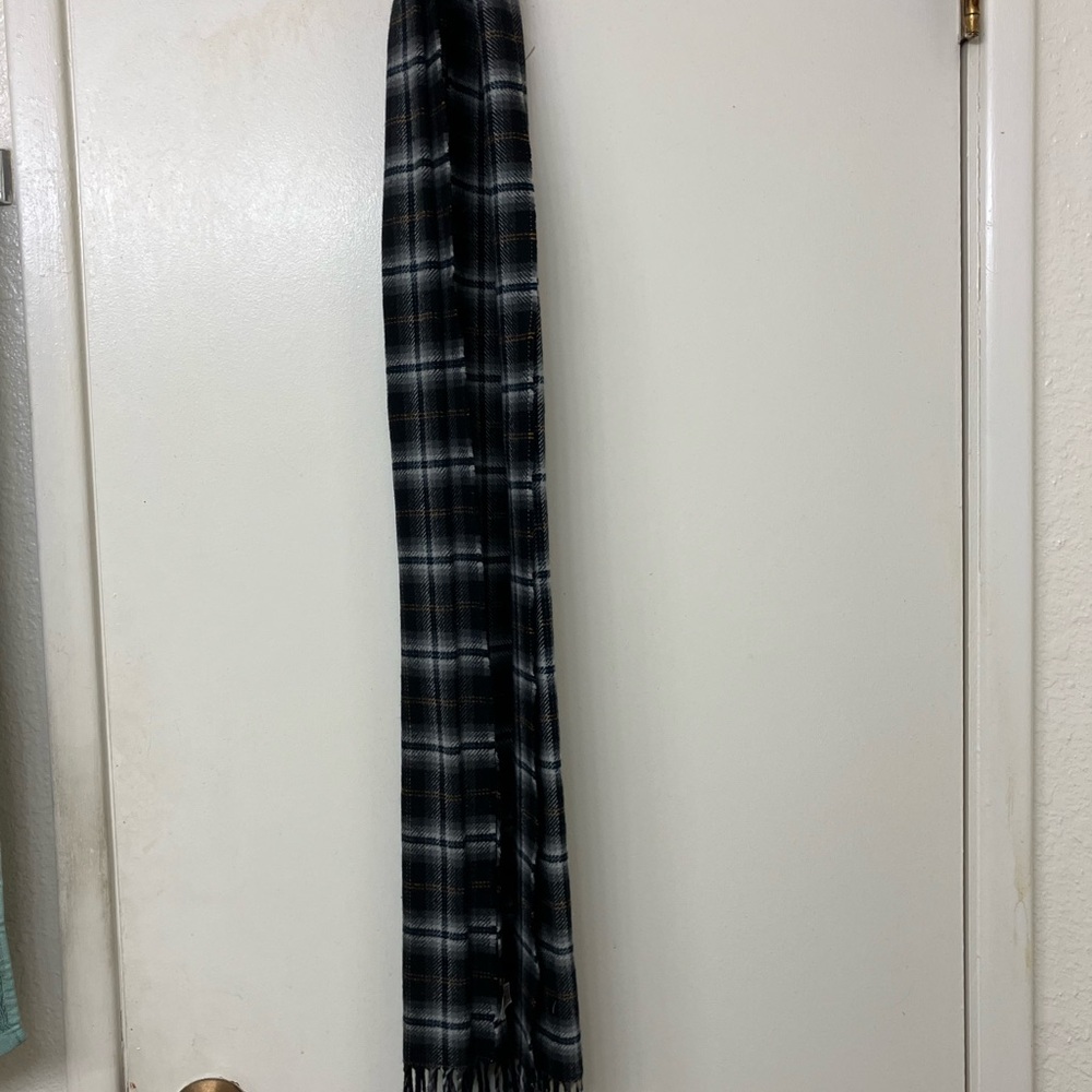 Pendleton Black and Gray Plaid Scarf